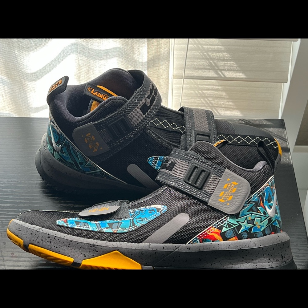 Children's Nike Lebron basketball sneakers